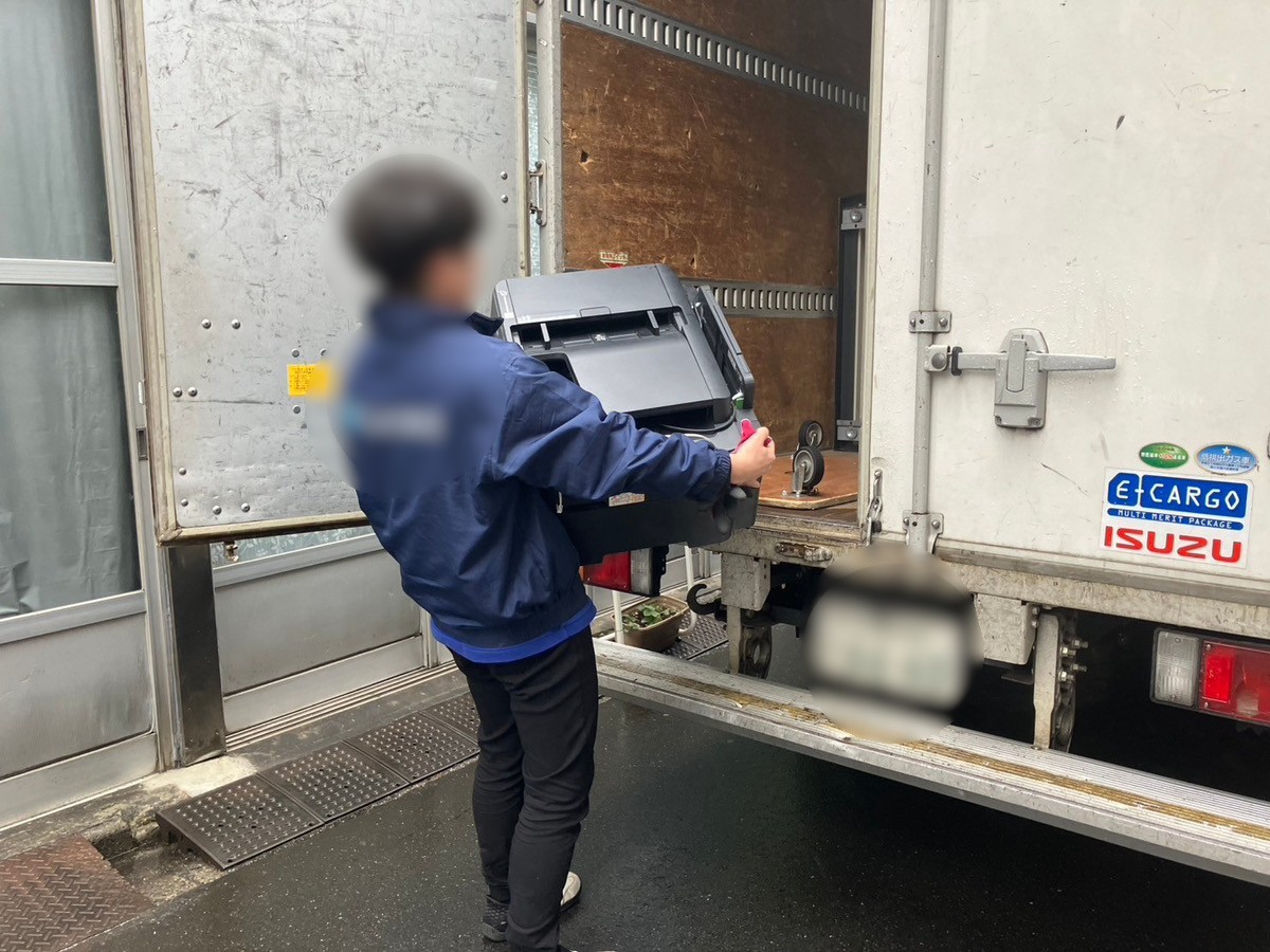 「1LDKのアパートのお部屋からコピー機をお引き取りしました」作業写真